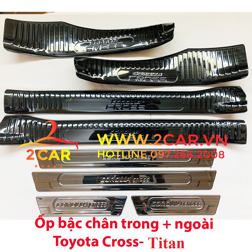 Ốp bậc cửa, Nẹp bước chân xe Toyota Cross 2020- 2021- 2022- 2023 chất liệu Titan cao cấp mẫu chữ dập