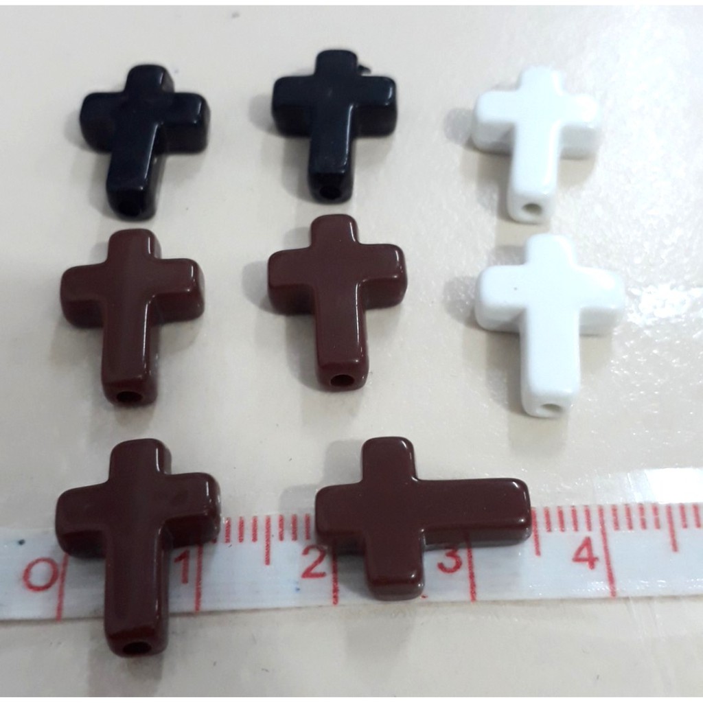 gói 10-20 thánh giá nhựa xỏ vòng 12x15mm- khoảng10gam