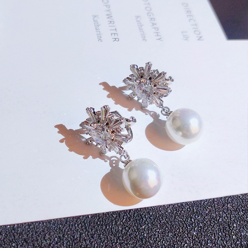 [Jiudoulan] Khuyên Tai Đính Ngọc Trai Nhân Tạo Hình Bông Tuyết Zircon Cho Nữ