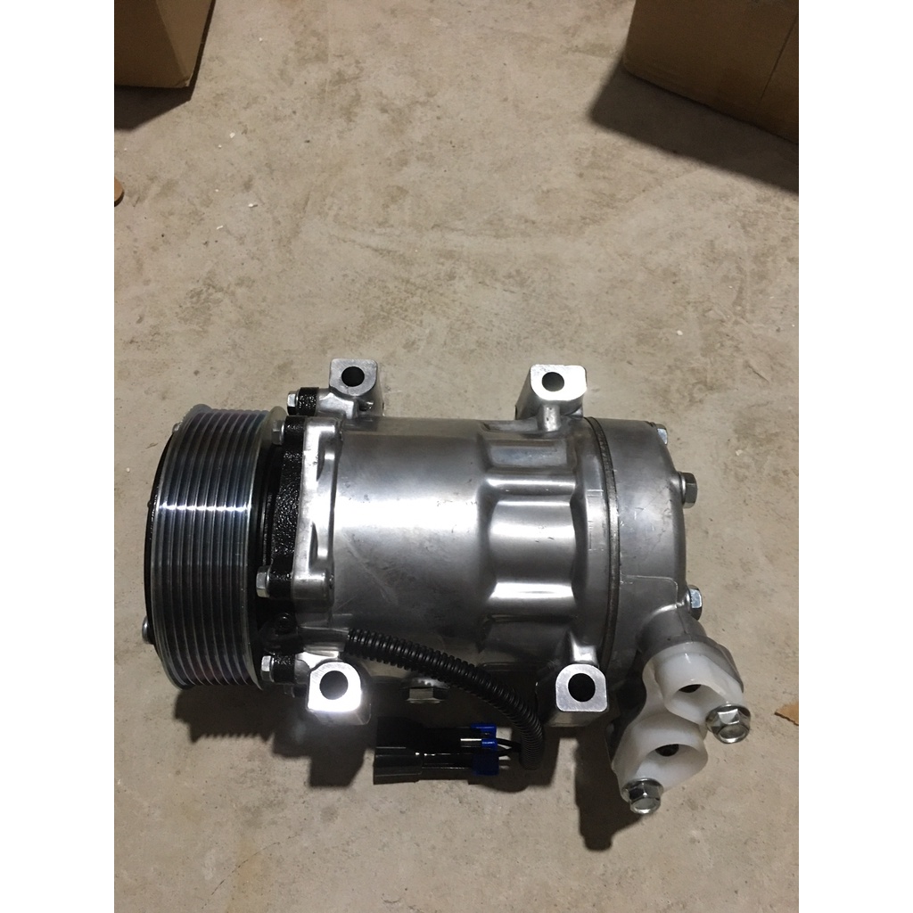 lốc điều hoà MF1002  dùng cho xe Đầu kéo Max Foc 12v 8PK