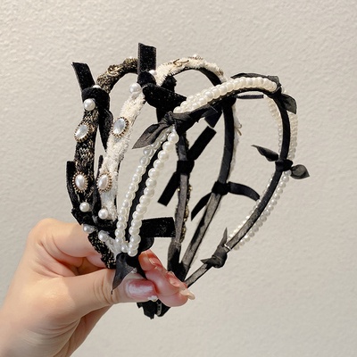 Băng đô cài tóc đính ngọc trai thanh lịch