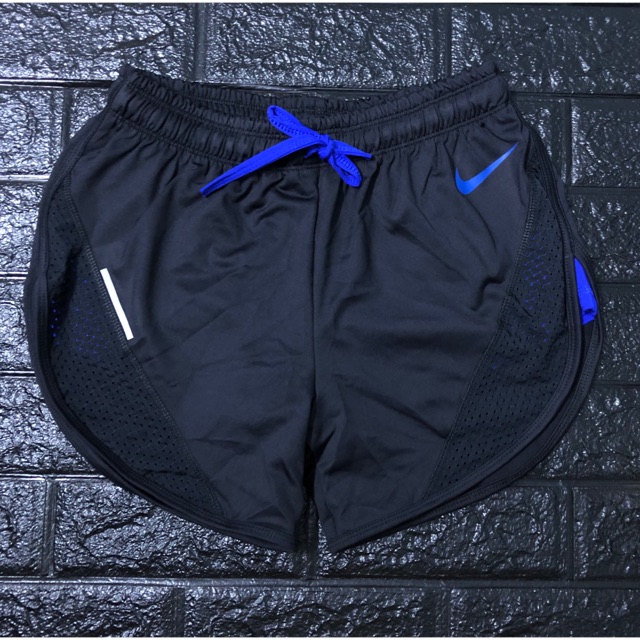 quần short tập gym nữ