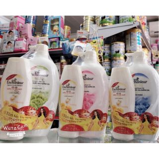 SỮA TẮM Enchanteur 650g + kẹp tặng dầu gội 150g
