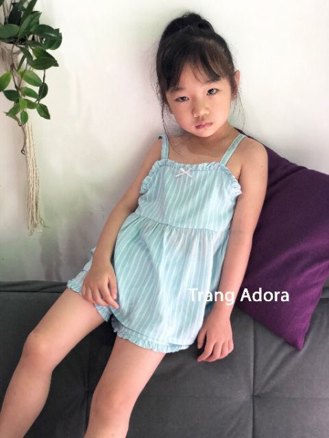 Bộ bé gái Gocco 2 dây dáng xòe kẻ xanh