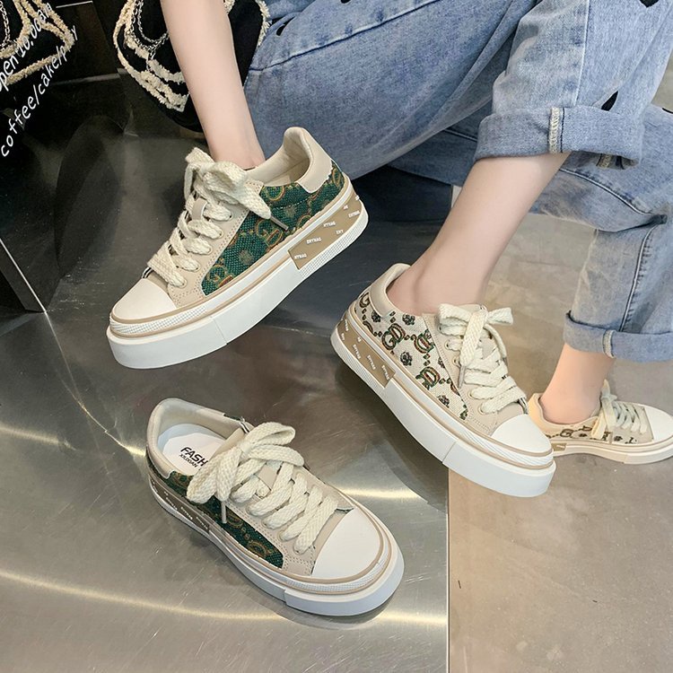 Giày Thể Thao Nữ OOO Siêu Hót Siêu Bền