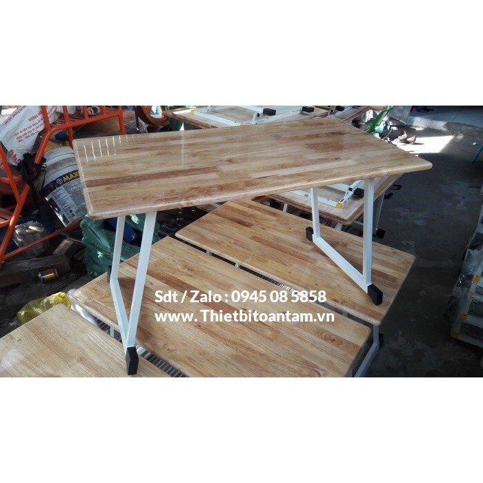 Bàn Gỗ Cao Su cho bé chân gấp được