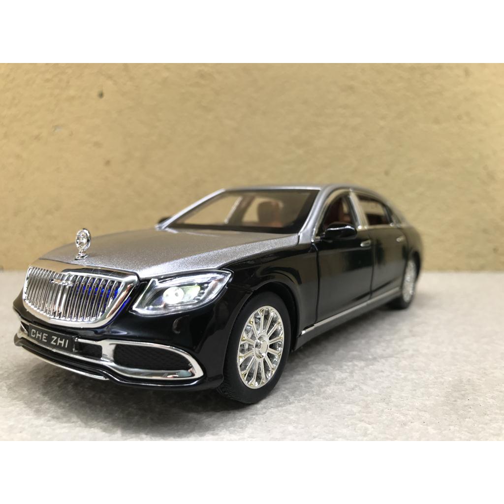 Mô hình xe Mercedes-Maybach S600 2022 1:24