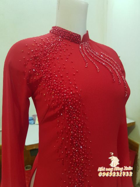 Áo dài đính đá đẹp độc lạ