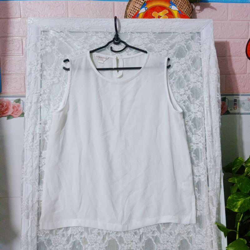 Áo voan trắng cổ tròn xinh hàng 2hand Korea Size L