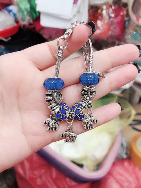 Vòng charm bạc Thái