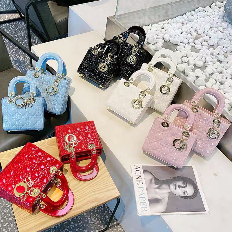 Túi xách tiểu thư sang chảnh