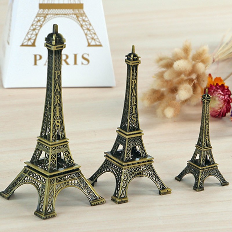 Mô hình tháp eiffel paris mạ vàng cổ điển độc đáo