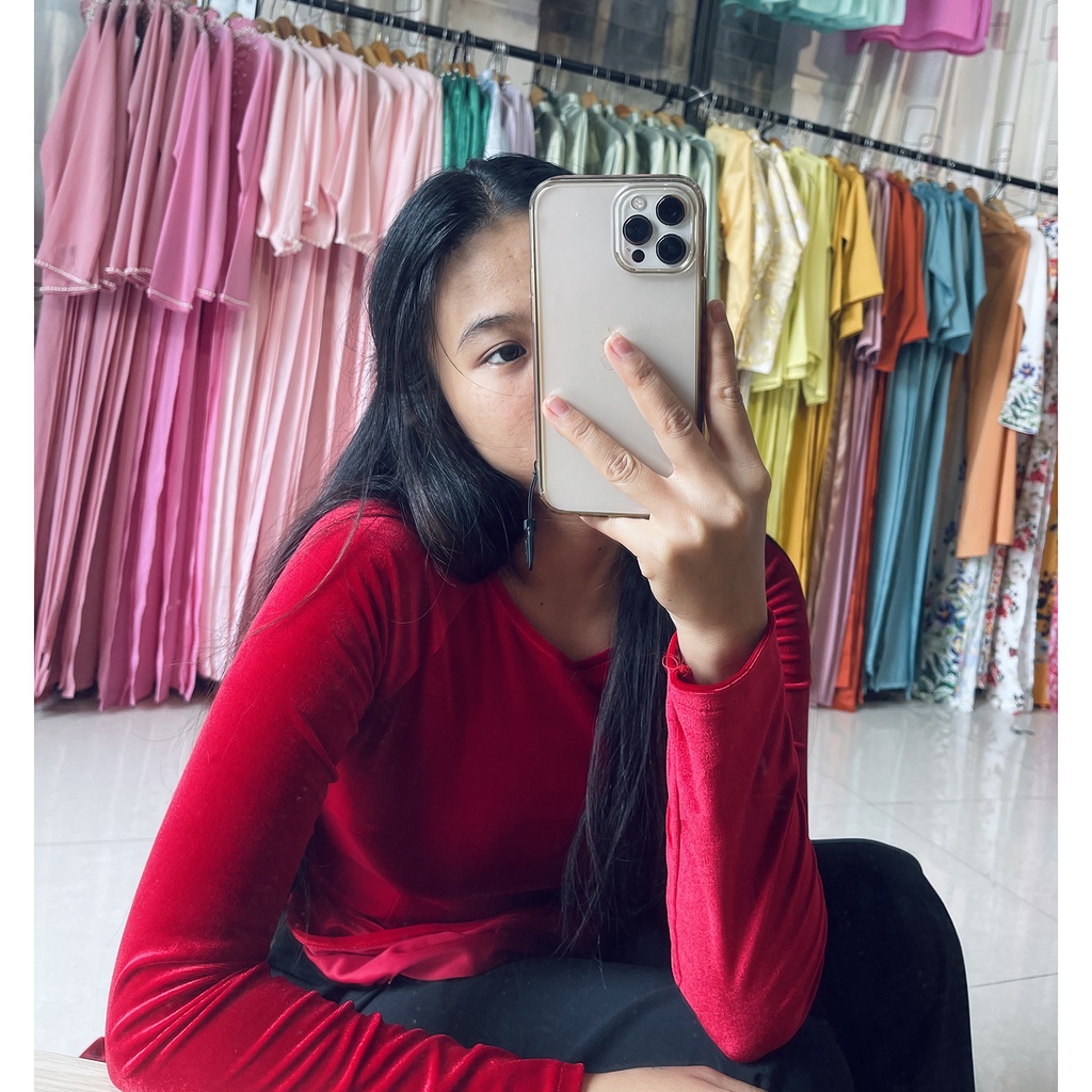 Áo dài cưới đơn giản nhung đỏ trơn cổ tròn cổ kiềng - Áo dài Nhung nâu bò nâu tây cực độc đáo