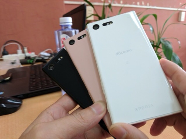 Điện thoại Sony X Compact hàng Nhật