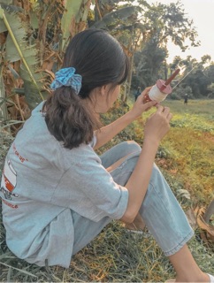 Cột tóc Scrunchies ca rô