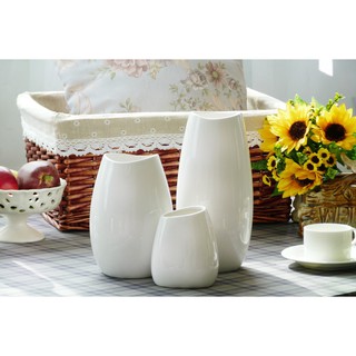 Lọ hoa trắng sứ trơn nhỡ