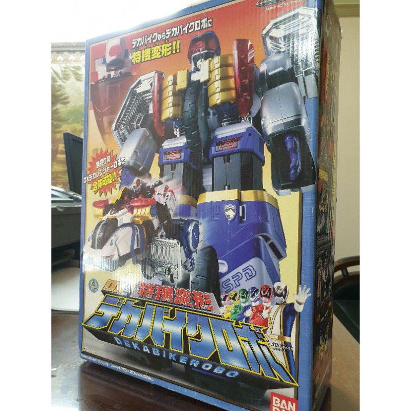 Mô hình Super Sentai Dx Deka Bike ( Omega Megazord ) full box