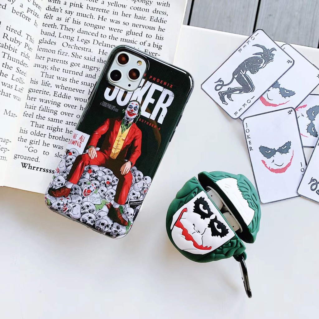 Vỏ bọc bảo vệ hộp sạc họa tiết Joker cao cấp dành cho AirPods 1 2