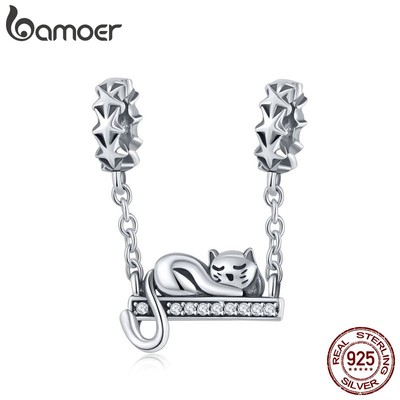 Charm Bamoer hình chú mèo nằm ngủ đáng yêu