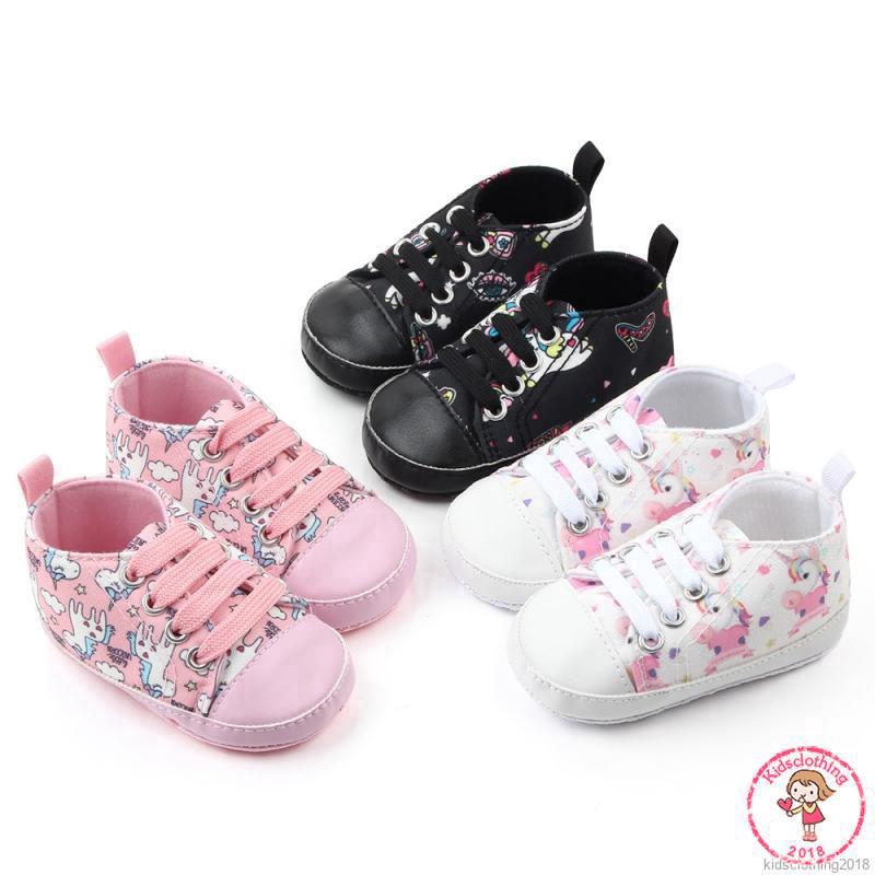 Giày sneaker đế mềm chống trượt cho bé tập đi