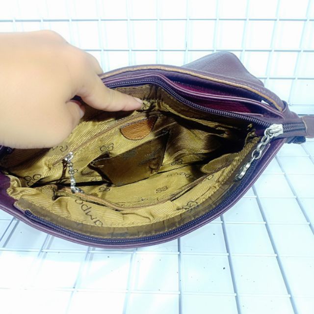 Túi đeo chéo tua rua da thật secondhand  240315