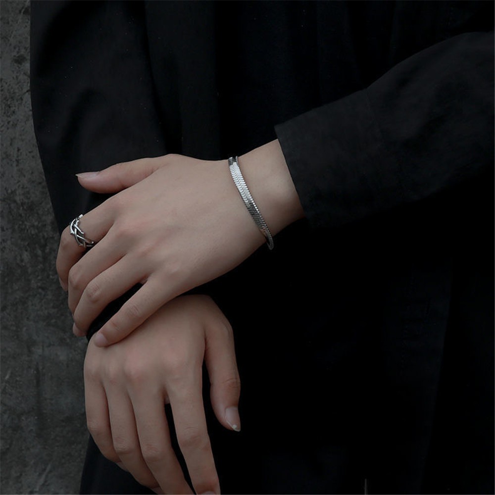 Vòng tay hình xương rắn thiết kế đơn giản phong cách châu Âu