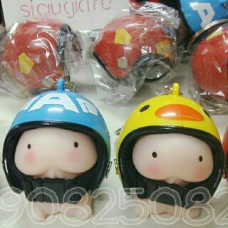 Ciu má hồng đội mũ bảo hiểm đáng yêu. Ciu mũ mới. Ciu nón mới