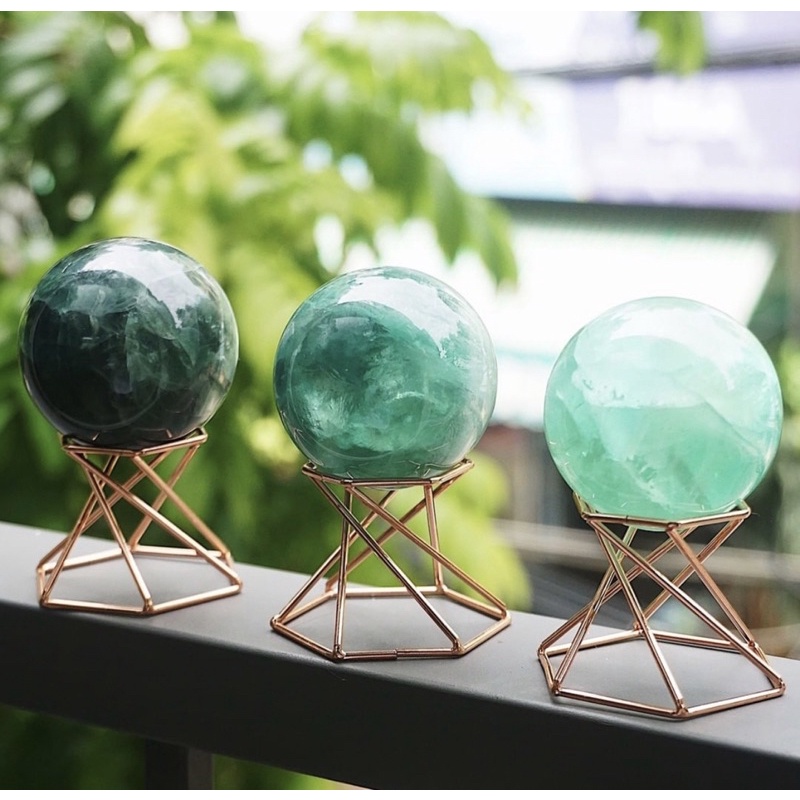 Cầu đá thanh tẩy tự nhiên nhiều màu