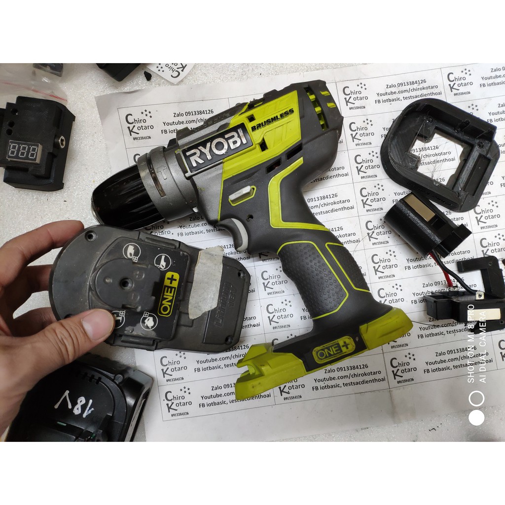 NEW!!! Đế chuyển pin máy Ryobi 18V dùng pin One+ sang dùng hộp pin cài Makita