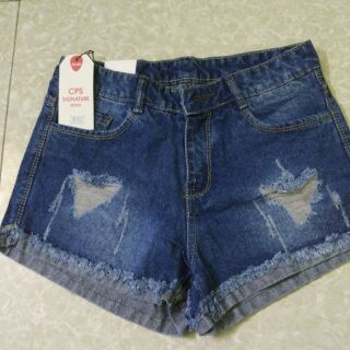 Quần short nữ thời trang ảnh chụp