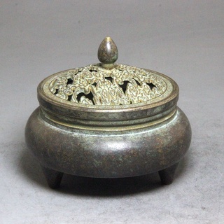 Đế đốt trầm hương bằng đồng thau giả đồng cổ điển màu sắc cổ điển