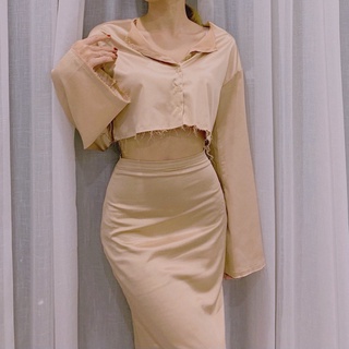 Victoria Blouse - áo lụa satin ngắn tay loe