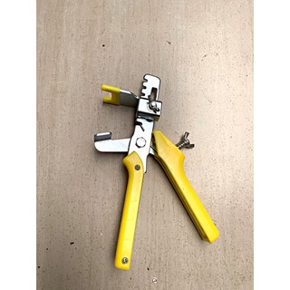 Kềm kích ke cân bằng hỗ trợ lót gạch- 100.000 đồng/cây