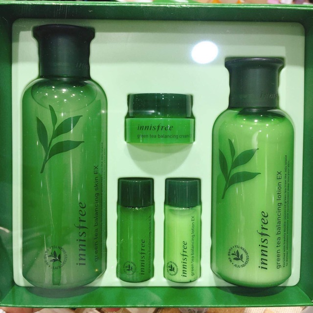 Set mỹ phẩm dưỡng da innisfree