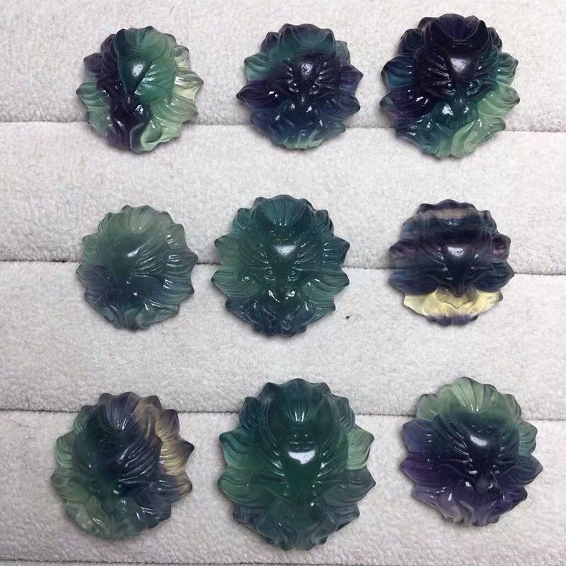 Mặt Dây Chuyền Bằng Đá Fluorite Tự Nhiên Hình Cáo Chín Đuôi Dễ Thương