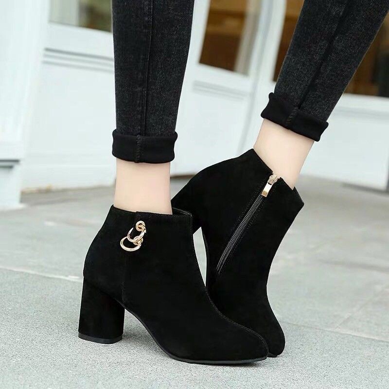 (ORDER) Bốt da lộn 7cm móc khoá BIG SIZE 35-43 - Hàng Quảng Châu