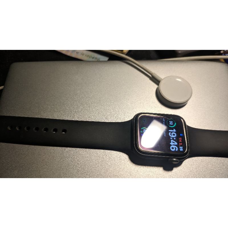 Đồng hồ Apple Watch Series 4 NHÔM  40mm