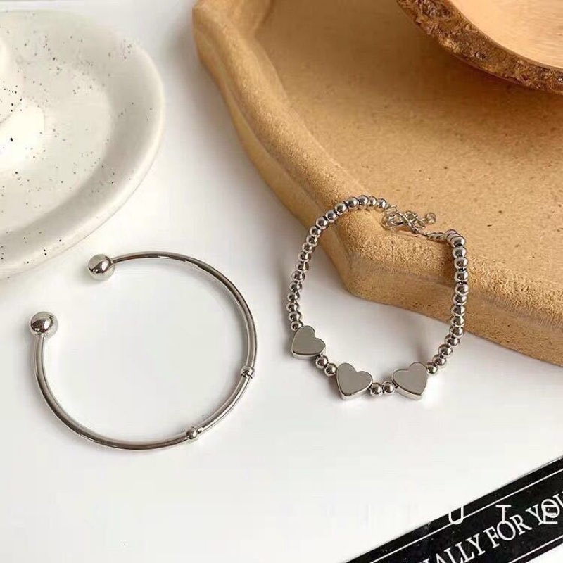 Bộ 2 vòng tay hợp kim phối hình trái tim cho cặp đôi