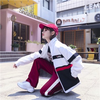 Áo khoác gió nữ form rộng