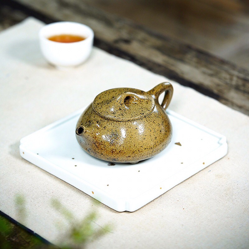 Ấm trà Tử Sa Thạch Biều Cảnh Châu hoả biến -180ml mới 100%