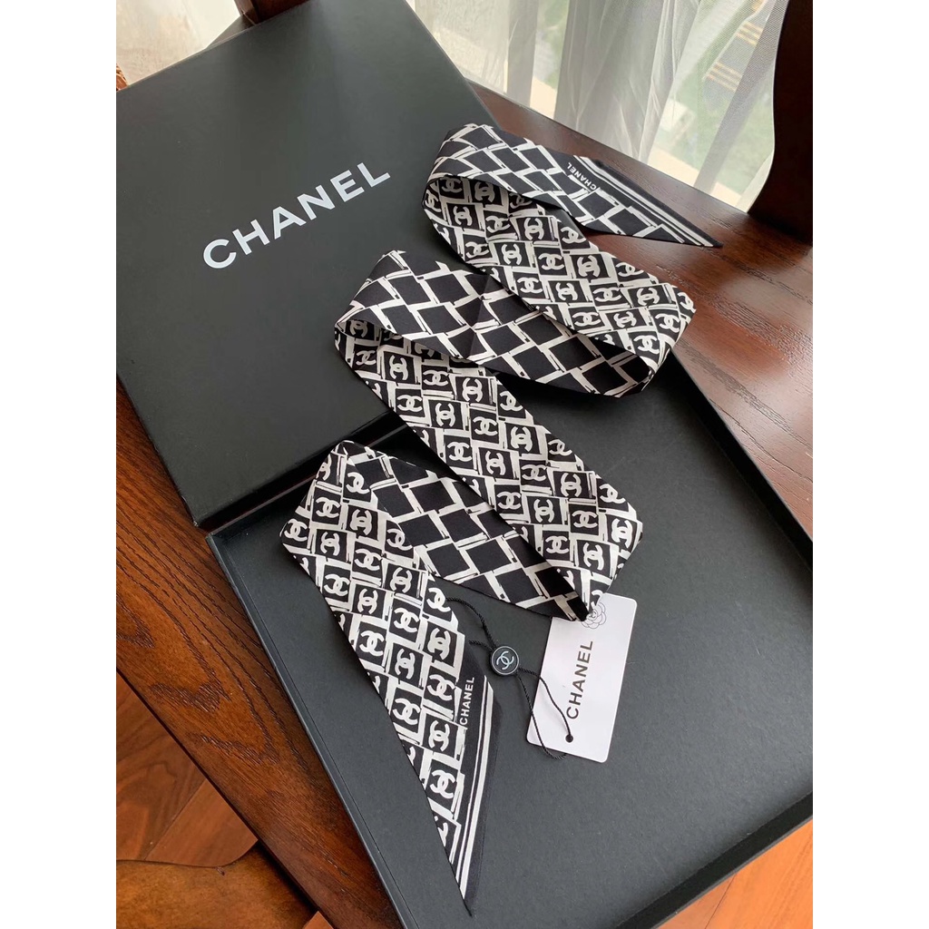 Khăn Quàng Cổ / Túi Xách Bằng Lụa Họa Tiết Chữ CC 2022 Cho Nữ