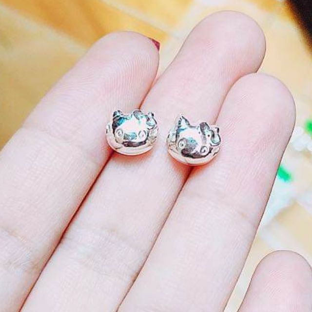 Cham mèo kitty bạc