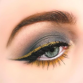Chì Kẻ Mắt Colourpop Creme Gel Liner - Exit Liner (Màu Trắng)