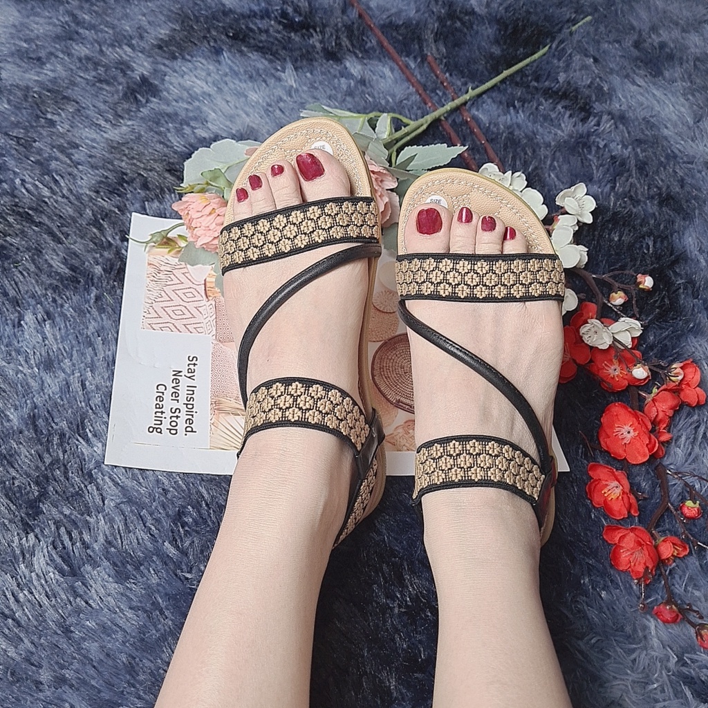 Giày sandal nữ học sinh quai ngang đế bệt, dép quai hậu họa tiết hoa thổ cẩm êm chân thời trang phong cách