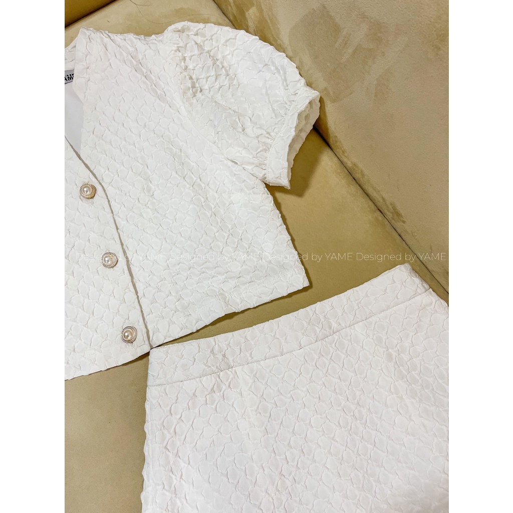 Set áo croptop chân váy dáng dài màu trắng chất xốp YAME YS24 BALI