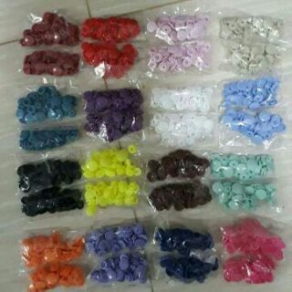 Khuy bấm nhựa gói 40 bộ