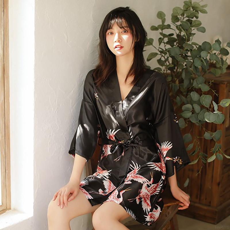 Áo Choàng Ngủ Vải Lụa In Họa Tiết Chim Hạc Gợi Cảm Cho Nữ | BigBuy360 - bigbuy360.vn