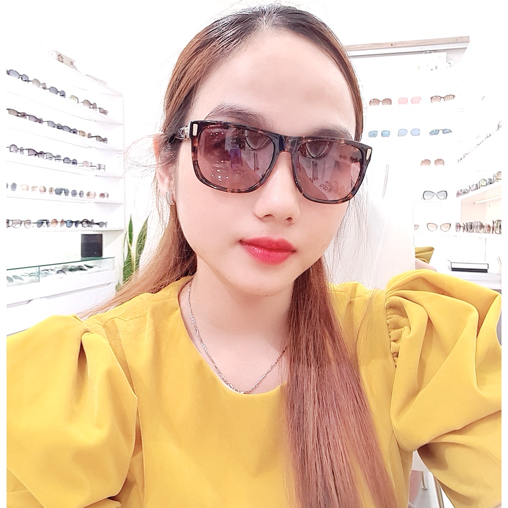 Kính mát nam nữ thời trang Dakota Smith DS8001 B chính hãng