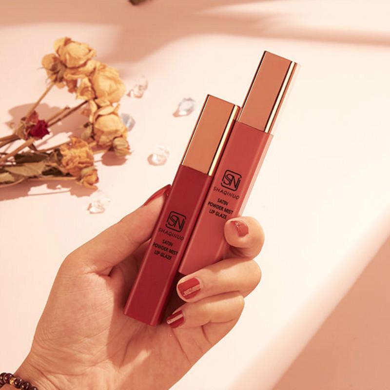[Hàng mới về] Son Môi Dưỡng Ẩm Chống Dính Màu Nhung Lì Chất Lượng Cao | BigBuy360 - bigbuy360.vn