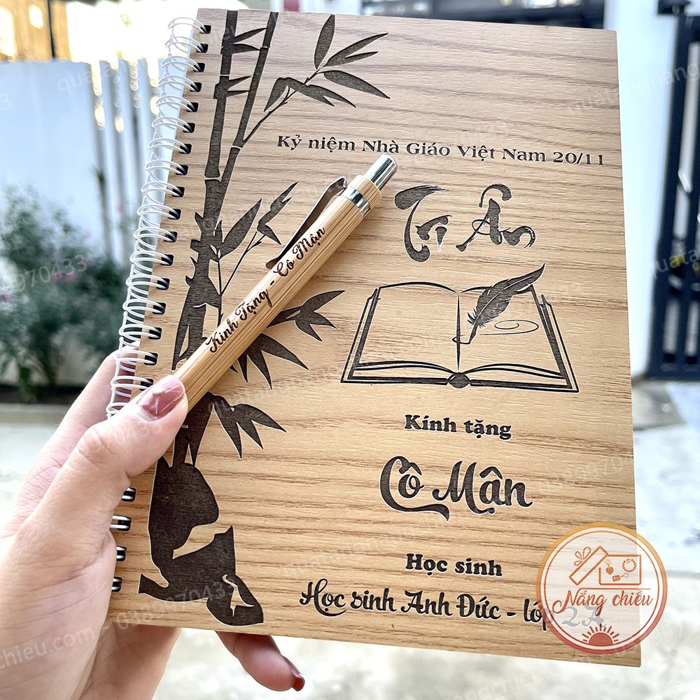 Combo sổ gỗ và bút tre khắc theo yêu cầu - Món quà ý nghĩa tặng thầy cô ngày Nhà Giáo Việt Nam